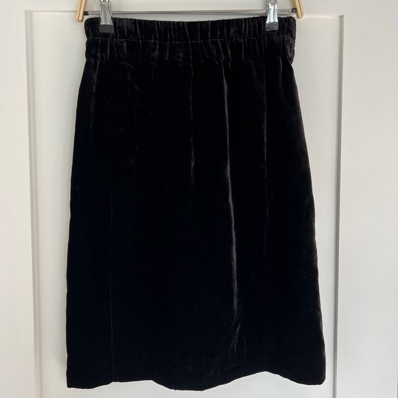BNWT J Crew Black Velvet Midi Skirt with Elastic Waist - Picture 2 of 5